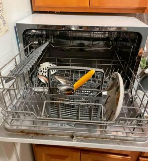 small countertop dishwasher for appartament