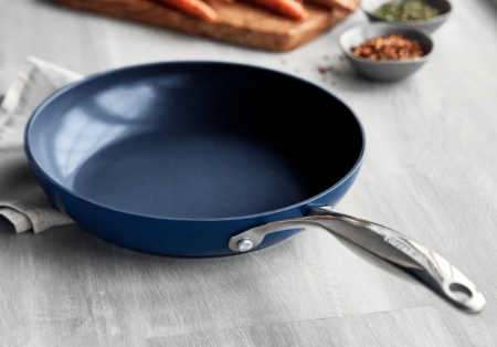 healthy fry pan for college kitchen